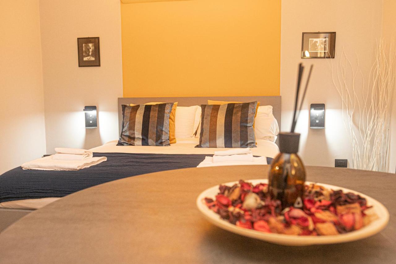 Apartamento Giano Host - I Teatri Génova Exterior foto