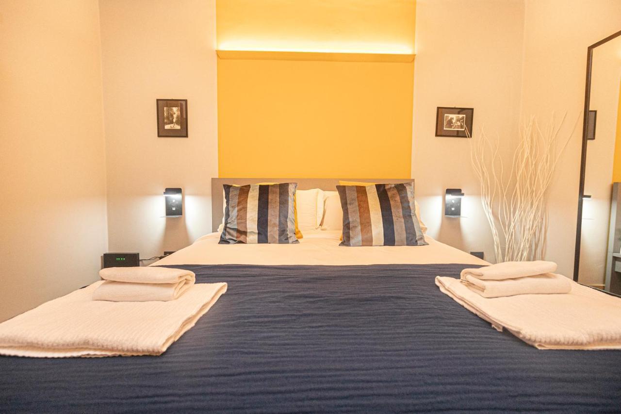 Apartamento Giano Host - I Teatri Génova Exterior foto