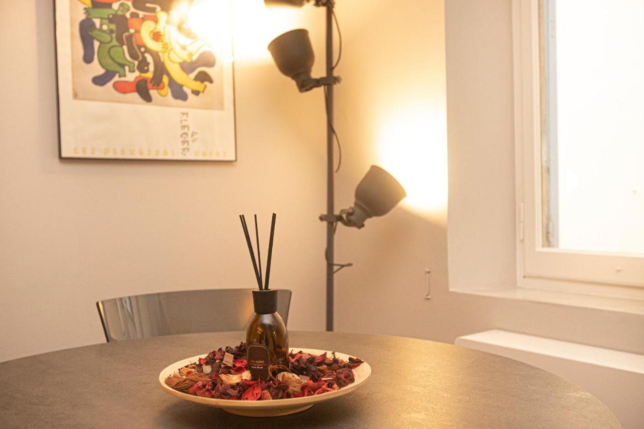 Apartamento Giano Host - I Teatri Génova Exterior foto